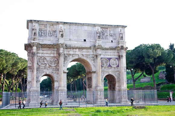 Close up of the Arch of Constantine